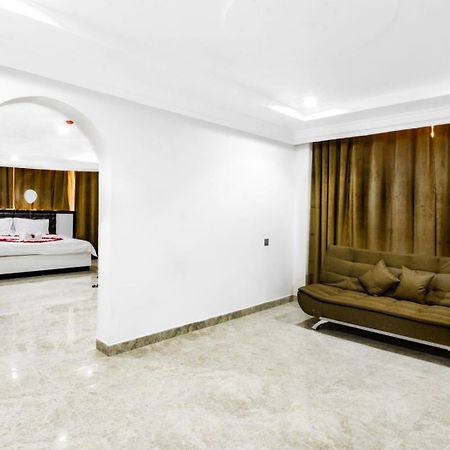 عبري كاسل هوتيل Exterior photo