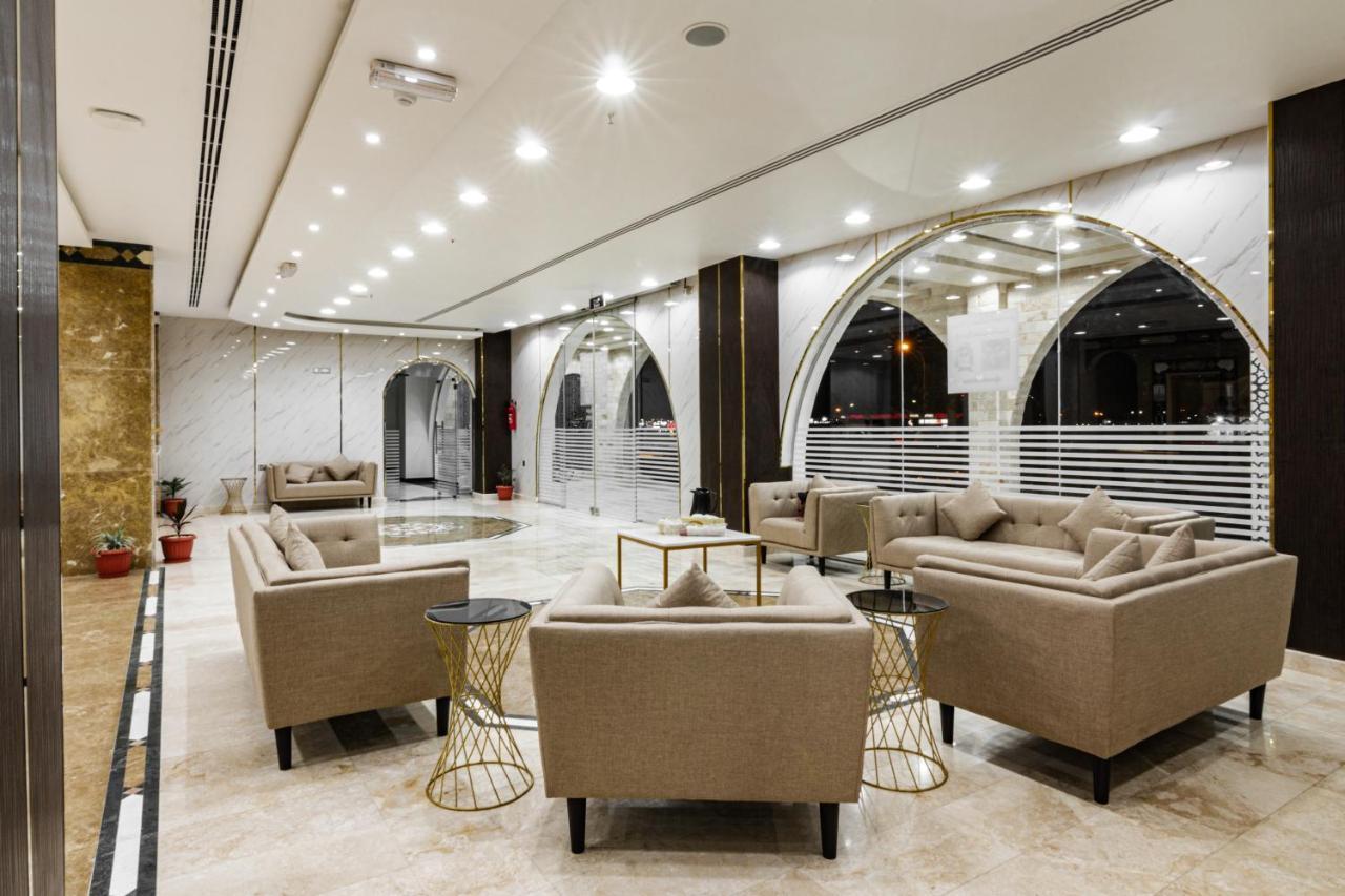 عبري كاسل هوتيل Exterior photo